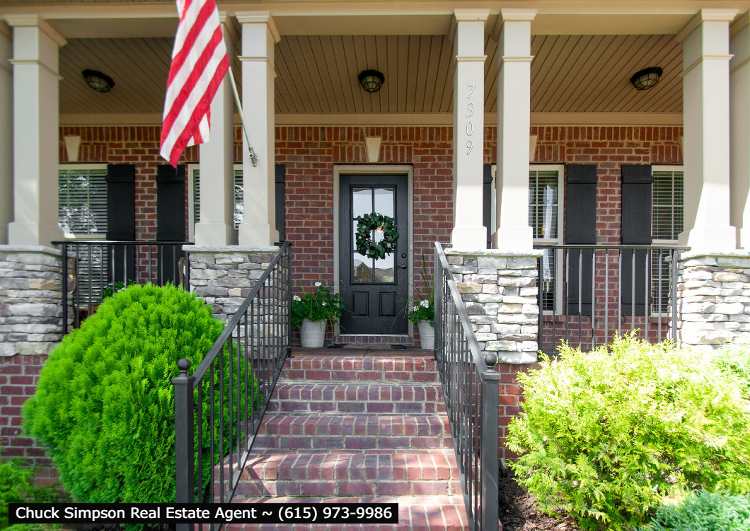 Chuck Simpson Real Estate Agent — (615) 973-9986
